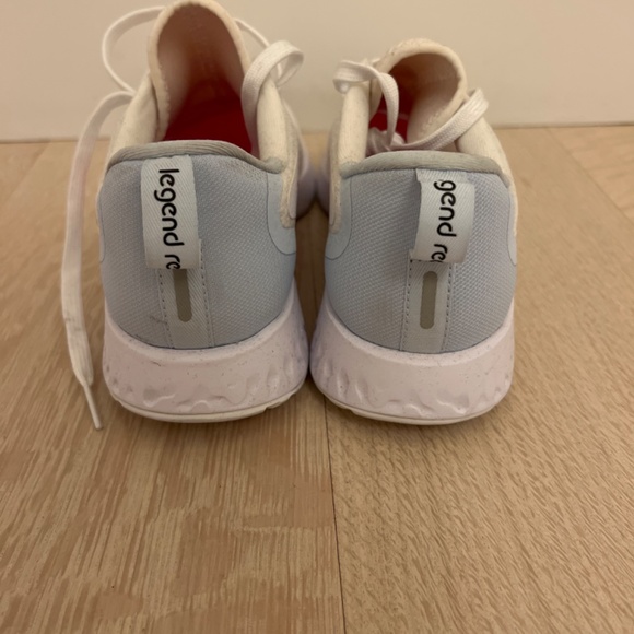 Nike React Running Shoe - Picture 4 of 5